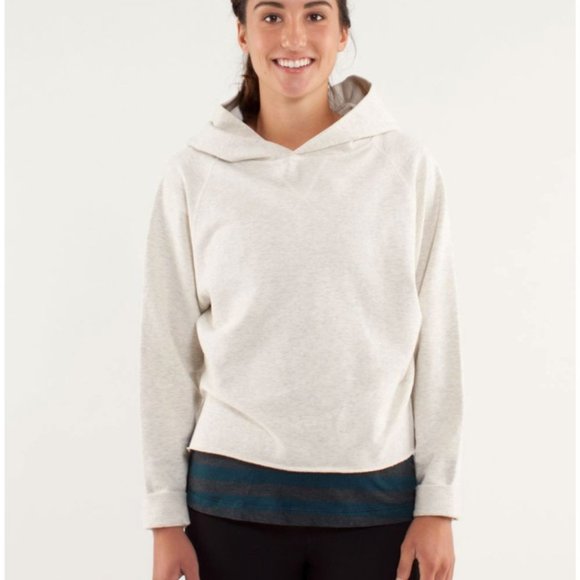 lululemon athletica Tops - Lululemon Athletica Please Me cream hoodie pullover size 6